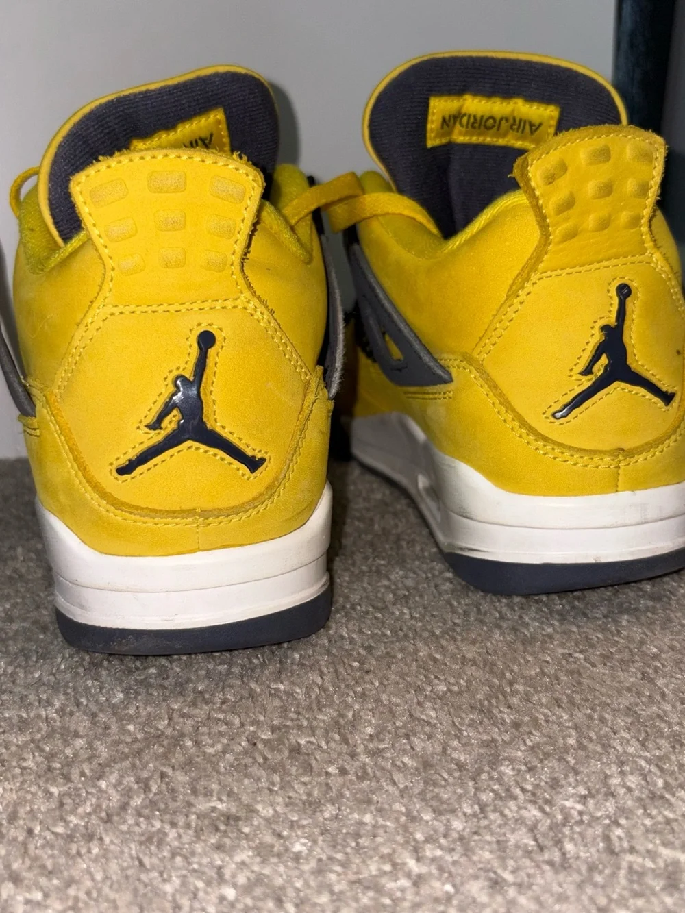 Jordan Men's  Lightning Retro 4